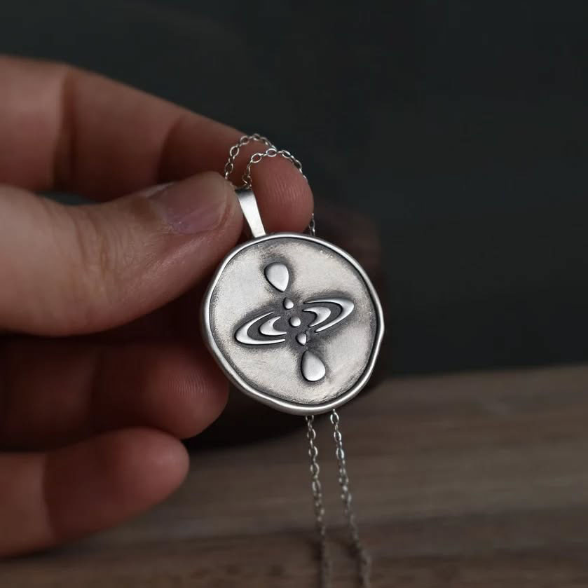 Mindfulness reminder - Pendant - Pressed metal